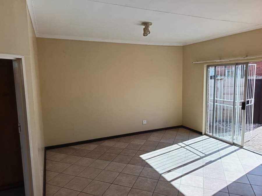 To Let 2 Bedroom Property for Rent in Noordhoek Free State